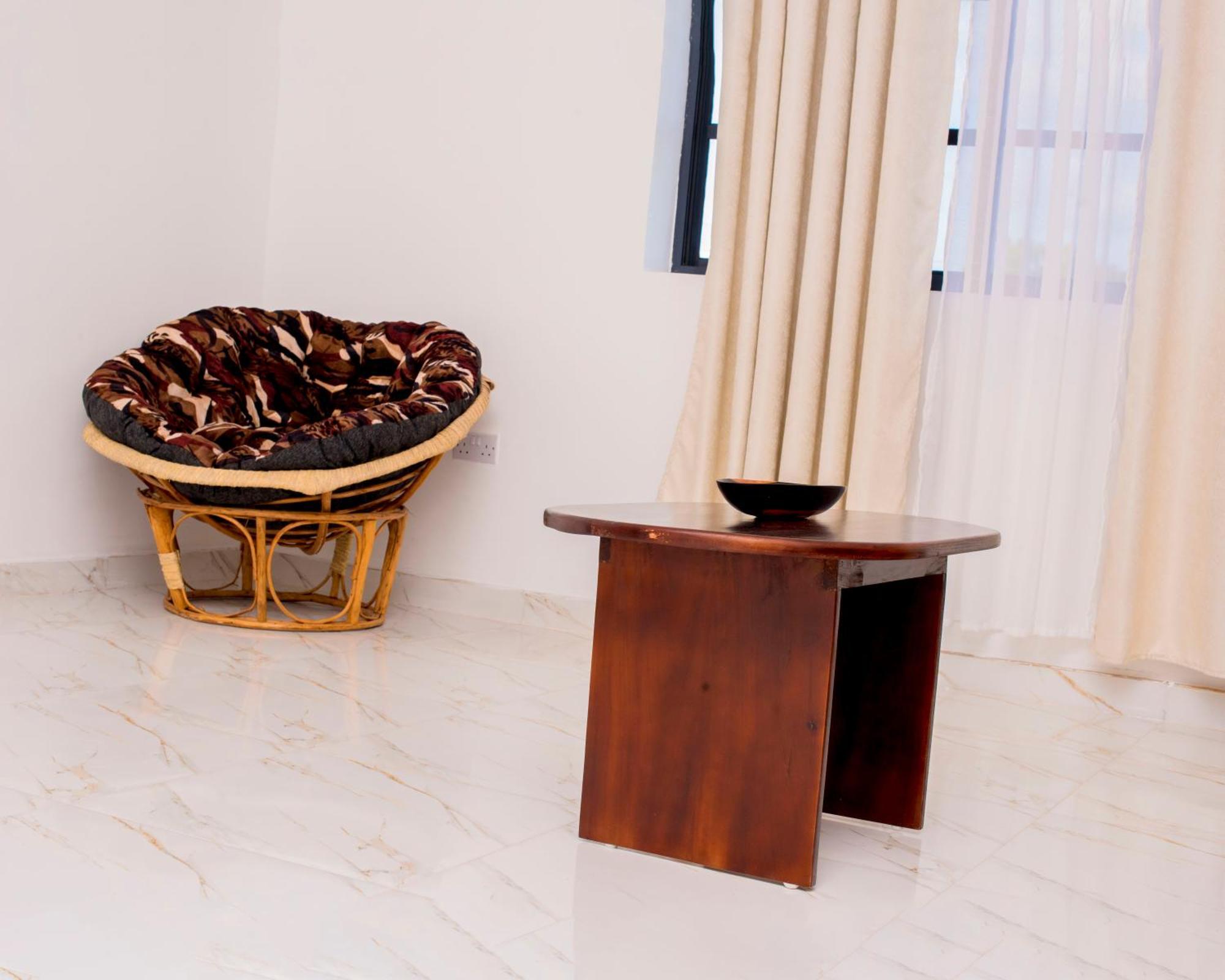 Terry Apartment Нунгві Екстер'єр фото
